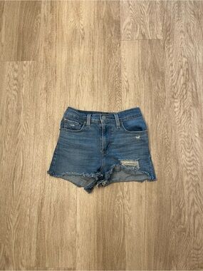 levi’s jean shorts